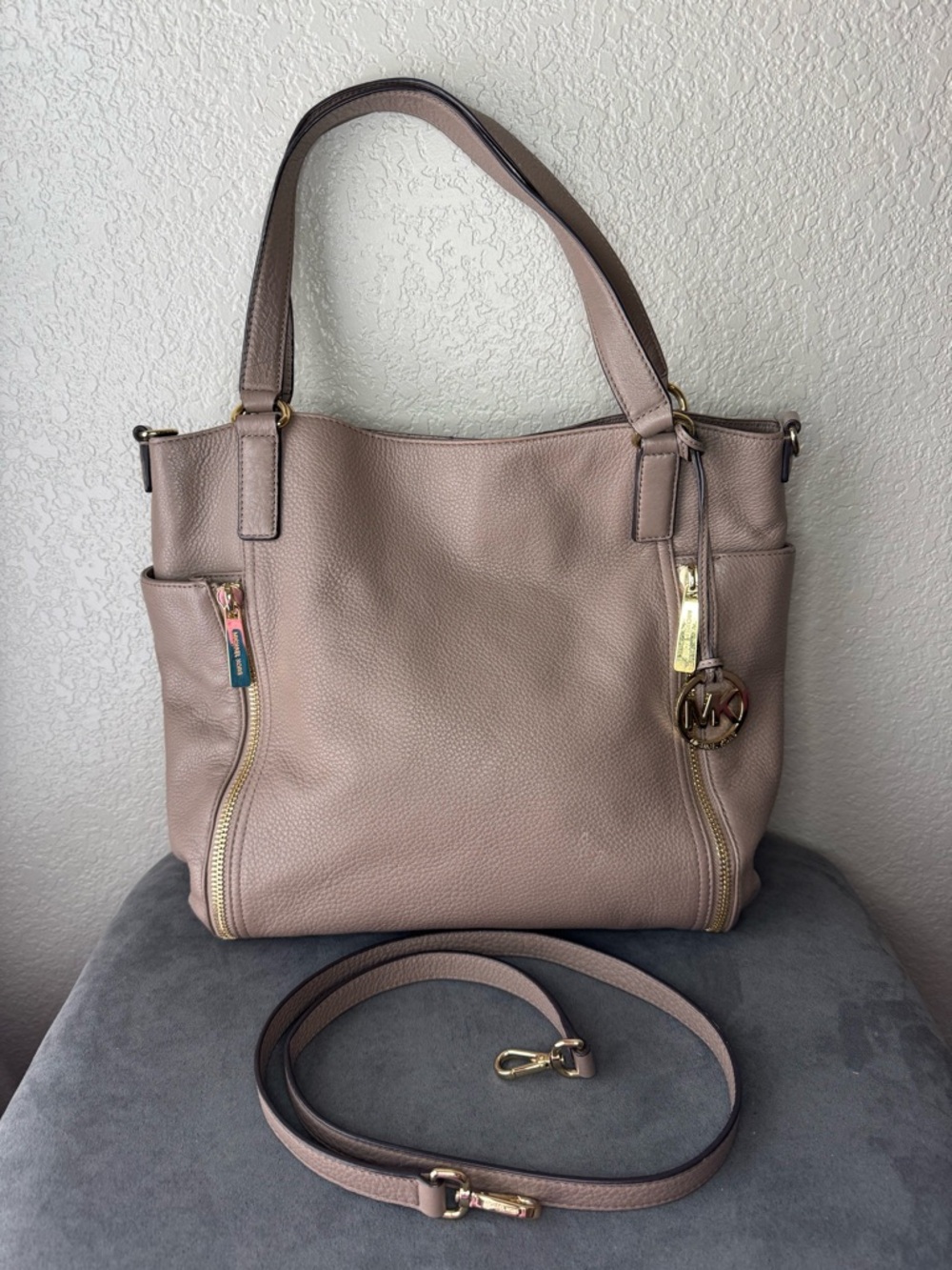 Michael Kors Leather Tote Bag Tan Beige Gold Hardware Shoulder Bag Large